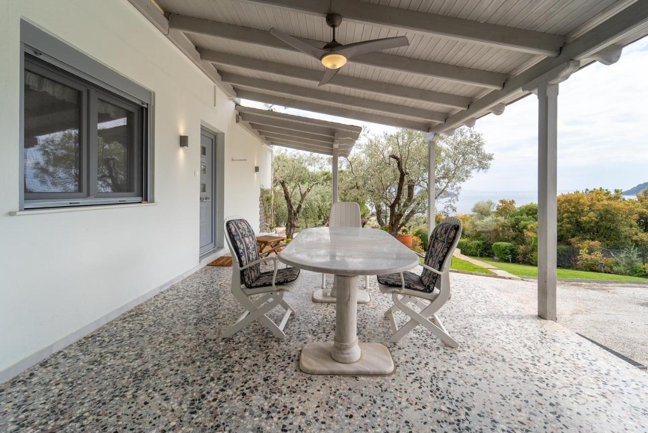 Villa Elia Kavala - Mediterranean Holiday Villa PalaiónTsiflíkion Eksteriør billede